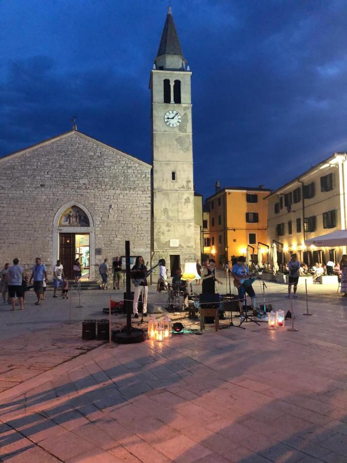 Istrian Stone House In The Heart Of The Beautiful Fishing Village Fazana - Only Few Steps From The Sea And The Wonderful Beach - Incl Plasma-Quad-Plus-Filter Against C O V I D 外观 照片