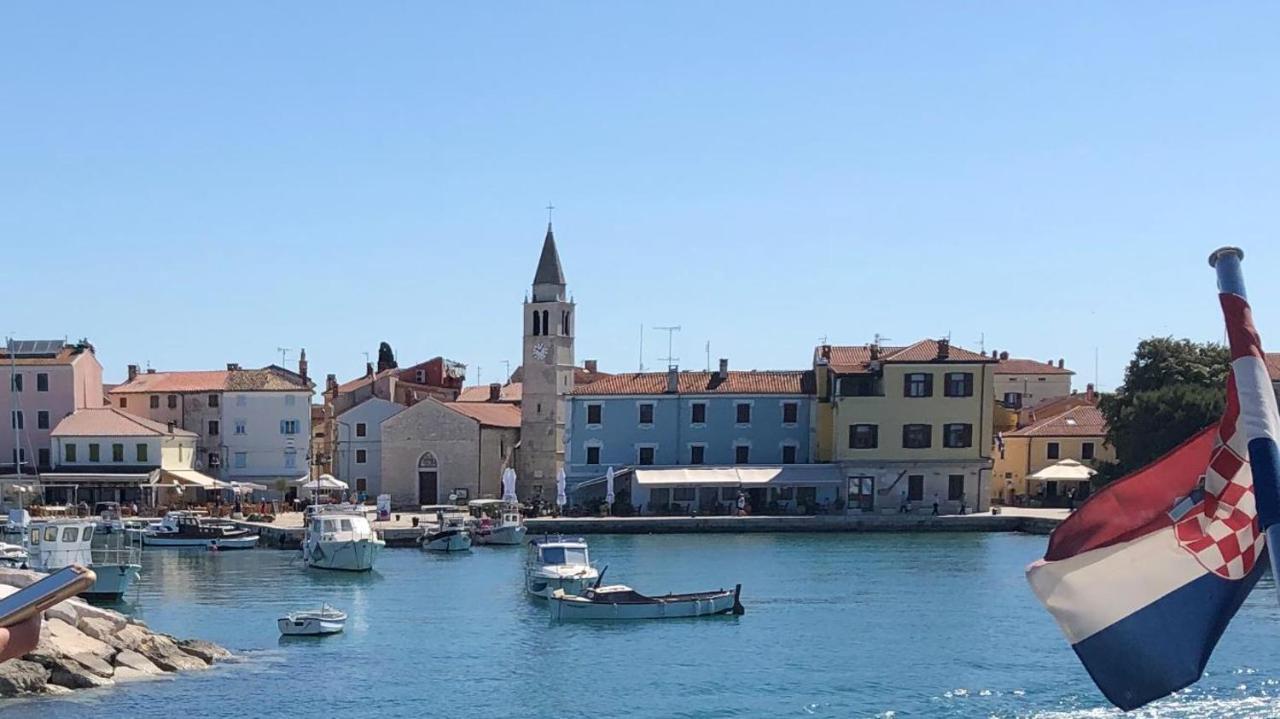 Istrian Stone House In The Heart Of The Beautiful Fishing Village Fazana - Only Few Steps From The Sea And The Wonderful Beach - Incl Plasma-Quad-Plus-Filter Against C O V I D 外观 照片